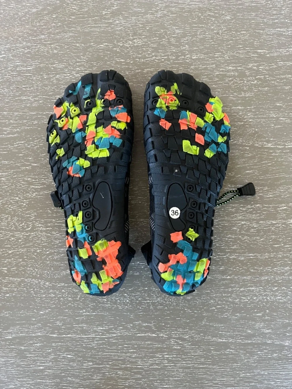 UBFEN Kids Water Shoes for Boys Girls Quick-Dry Swim Aqua Socks Size 36/ 5
